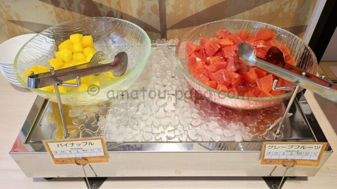 東京ディズニーセレブレーションホテル ディスカバーの朝食「パイナップルとグレープフルーツ」