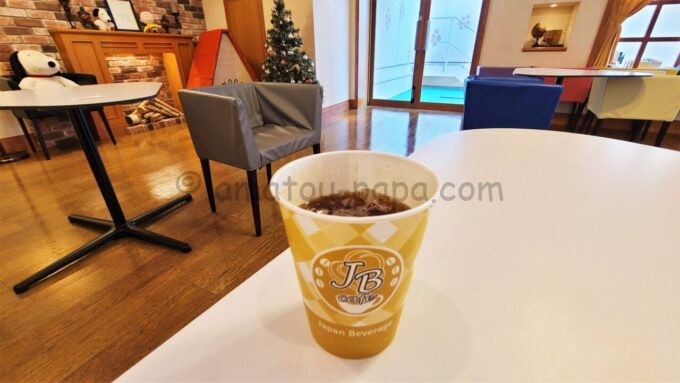 USJ（ユニバーサル・スタジオ・ジャパン）の日本生命（ニッセイ）ラウンジのアイスコーヒー