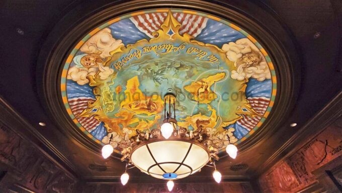 テディ・ルーズヴェルト・ラウンジの天井（照明）