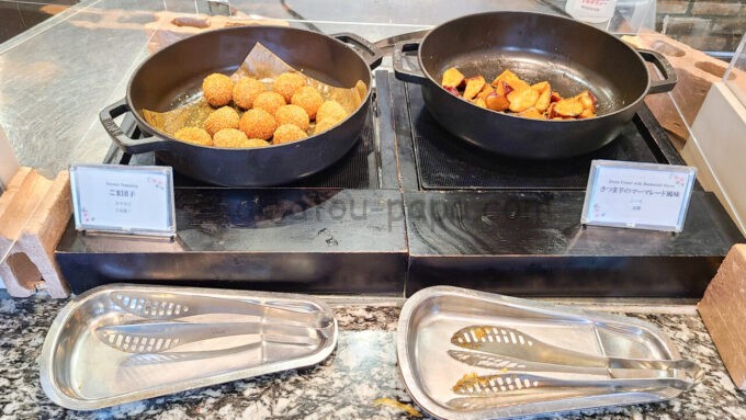 ザ パーク フロント ホテル アット ユニバーサル・スタジオ・ジャパンの朝食ブッフェ「ごま団子、さつま芋のマーマレード風味」