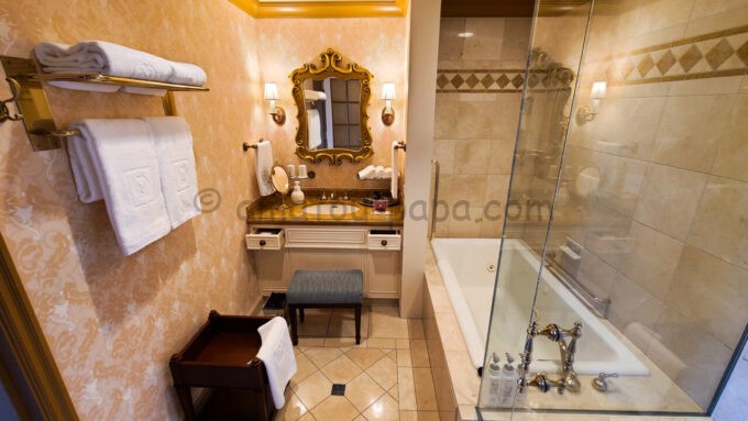 東京ディズニーシー・ホテルミラコスタ「ヴェネツィア・サイド テラスルーム」の浴室