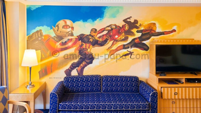 ディズニーアンバサダーホテル「マーベルスペシャルルームマーベルスペシャルルーム“アベンジャーズ：ヒーローズ・ユナイテッド”」のミューラルアート（壁画）